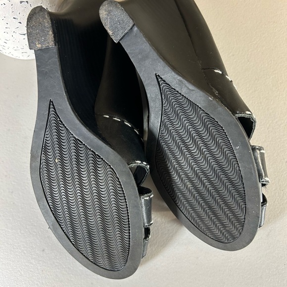 Merona black and white wedge open toe heels size 8 - Picture 5 of 9